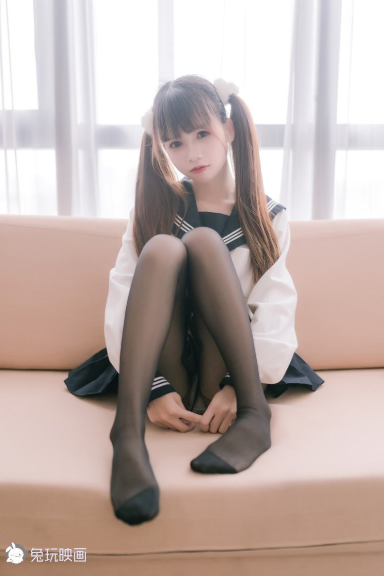 兔玩映画 VOL.021 黄昏辫子黑丝少女 [40P/191MB]