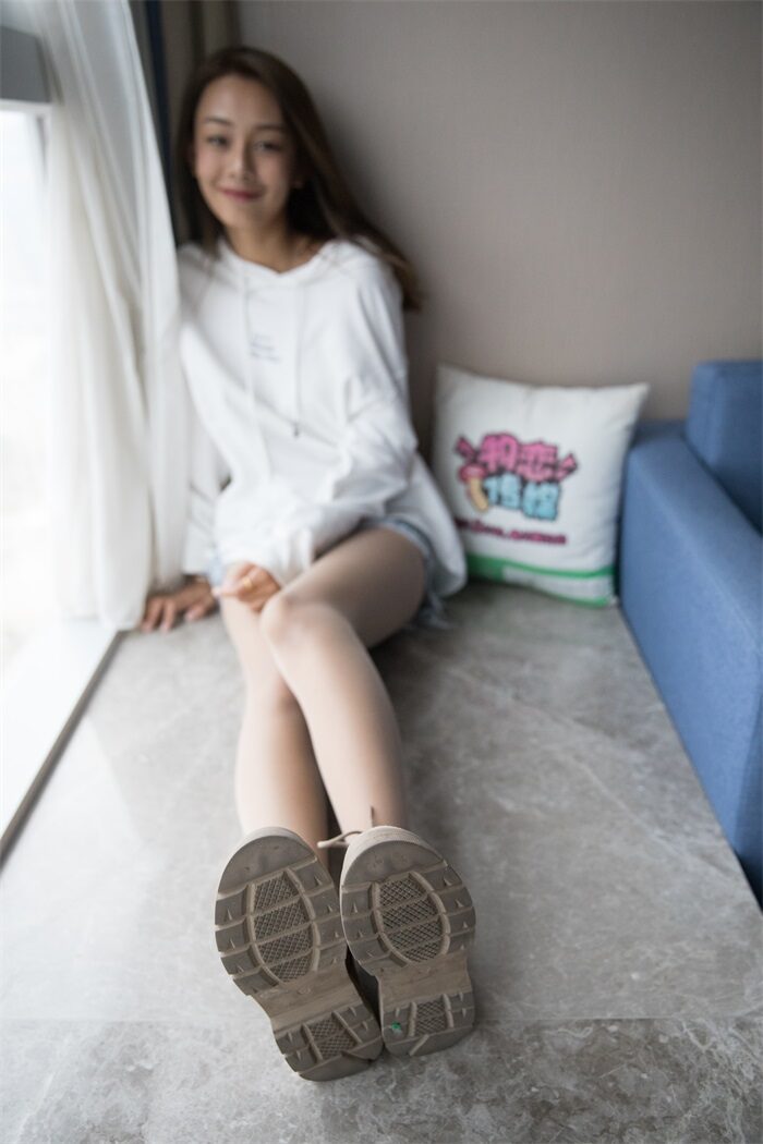 勿恋传媒 No.256 岚岚-但愿-世间美好与你环环相扣 [164P/1V/5.3G]