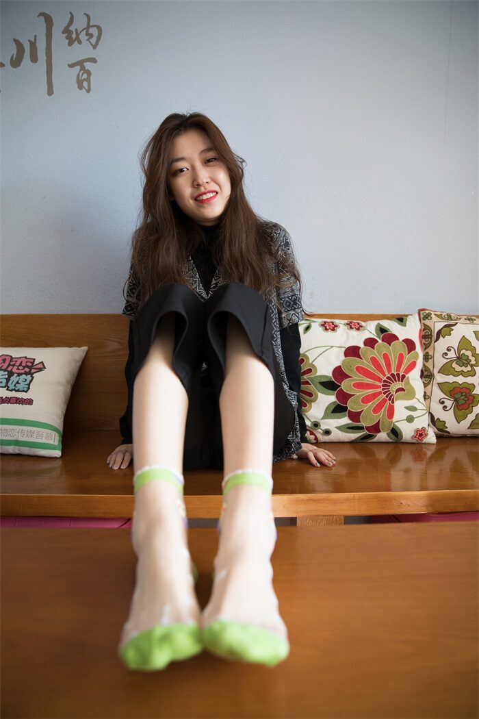 勿恋传媒 No.255 佳琪-记忆里那个的完美她 [196P/1V/5.09G]