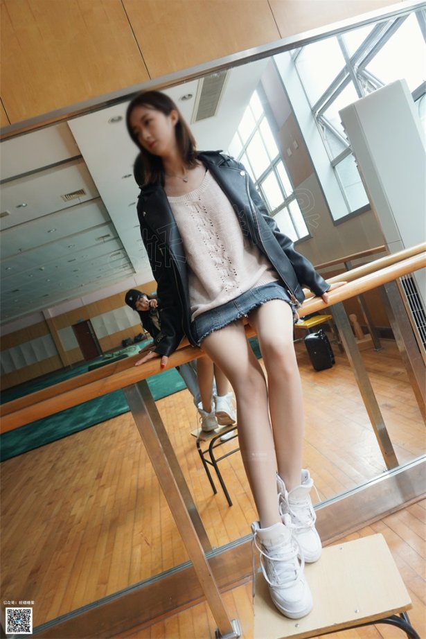 妖精视觉 NO.158 粥粥 丝袜的微香 [67P/58.6MB]