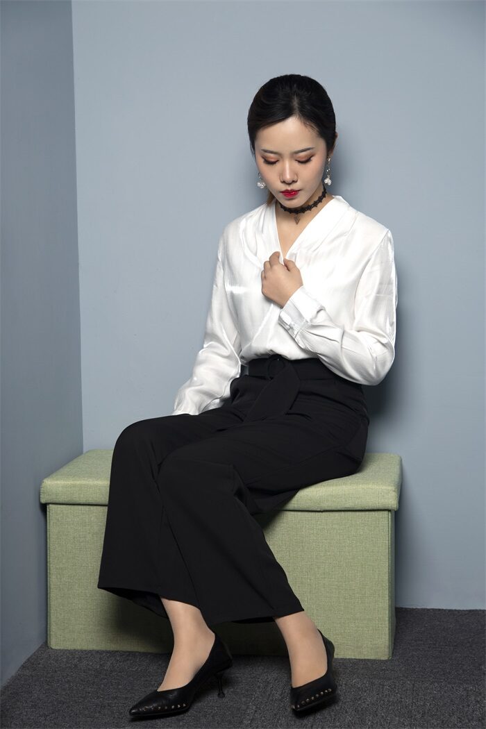 奈丝写真 NO.033：晨静-阔腿裤小皮鞋，今日OL通勤 [30P/216MB]