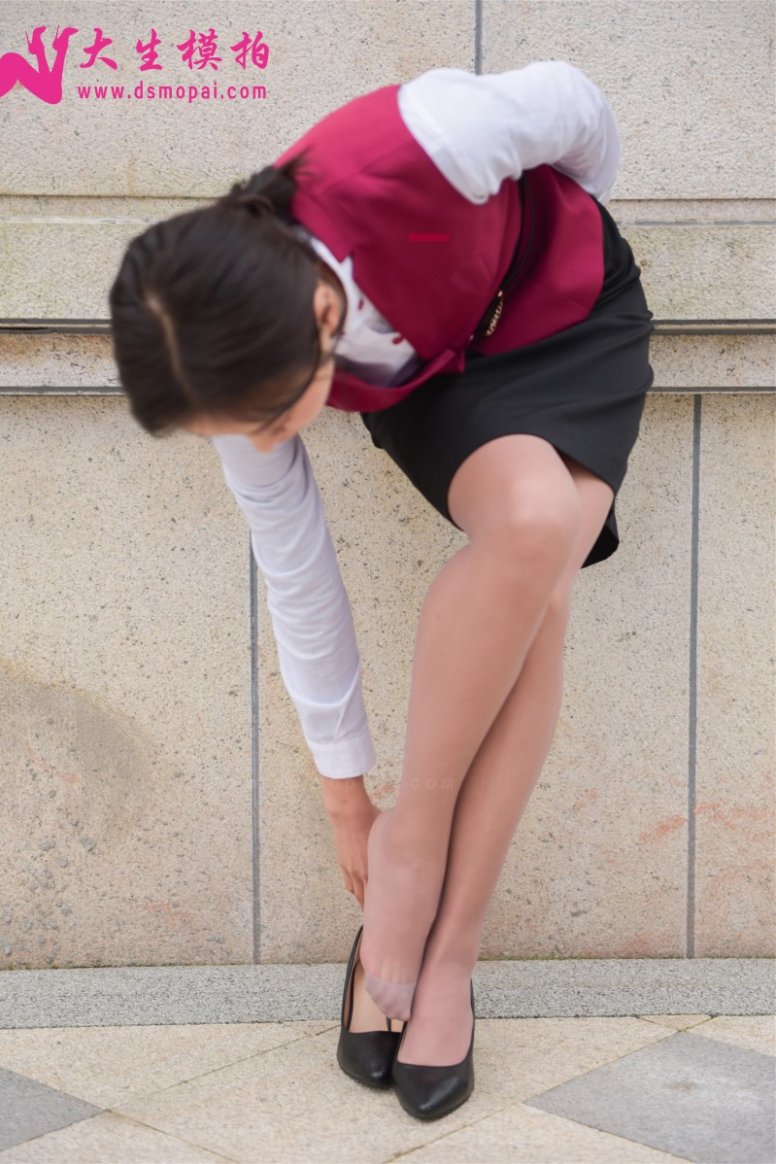 大生模拍 No.168 思思 空乘专业XUE妹 [64P/209MB]