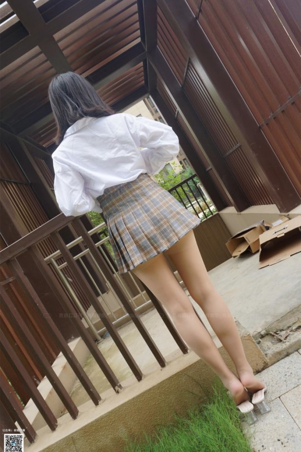 妖精视觉 NO.173 冬冬 _ 水晶凉拖 [63P/81MB]