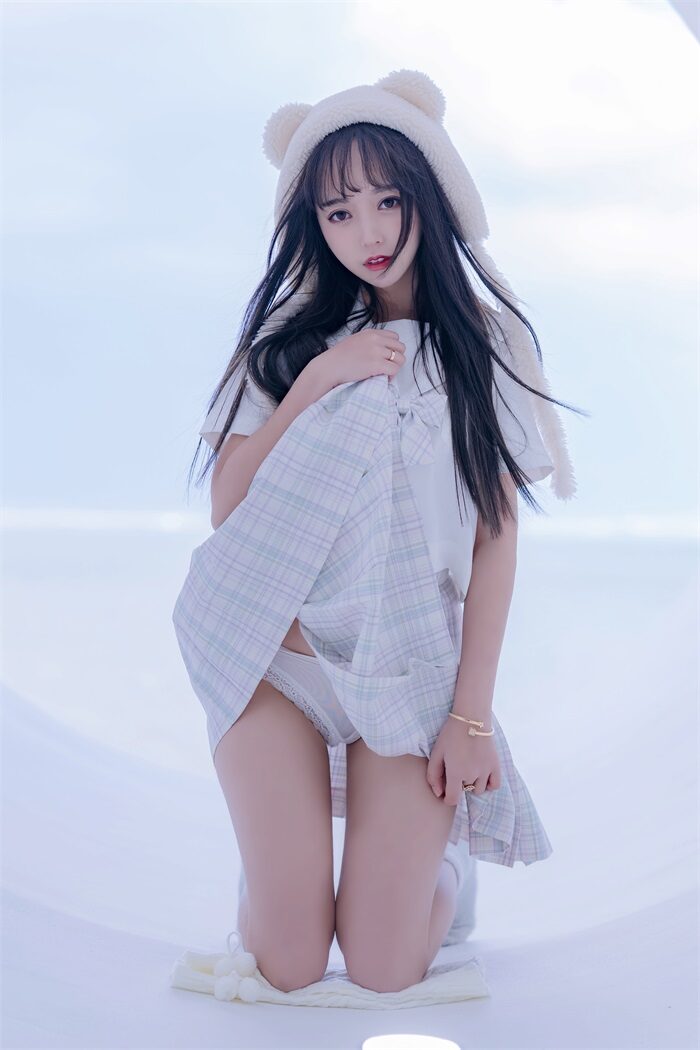 微博妹字@过期米线线喵 JK [58P/86MB]