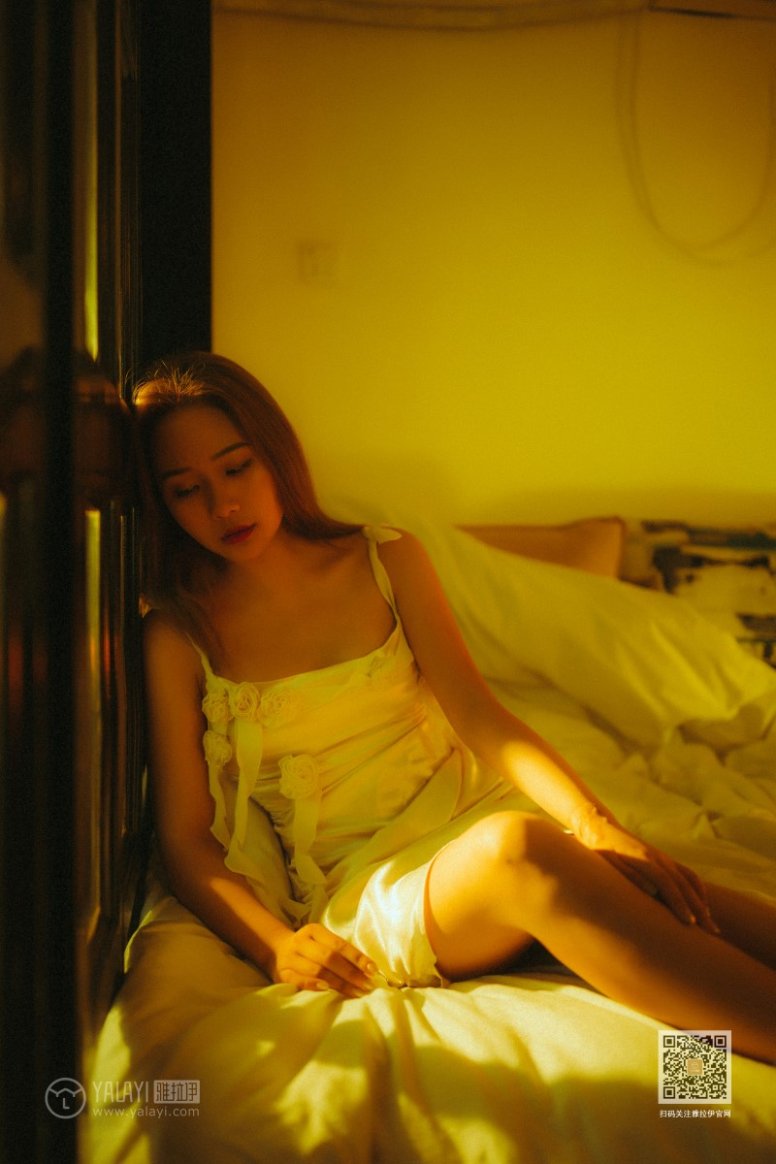 [YALAYI雅拉伊] 2020.04.23 Vol.613 对着暮光呢喃 岳璐璐 [58P/472MB]