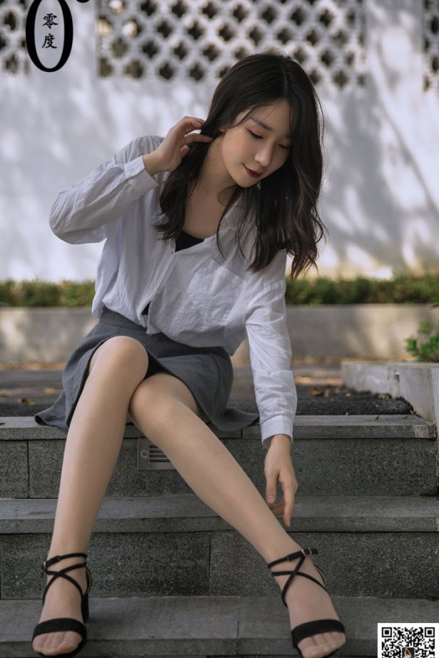 [零度摄影] VOL.20 青草 清纯小解解[59P/160MB]