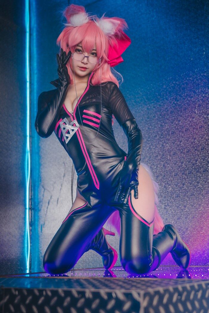 知名动漫博主@铁板烧鬼舞w 杀阶玉藻前 [13P/203MB]