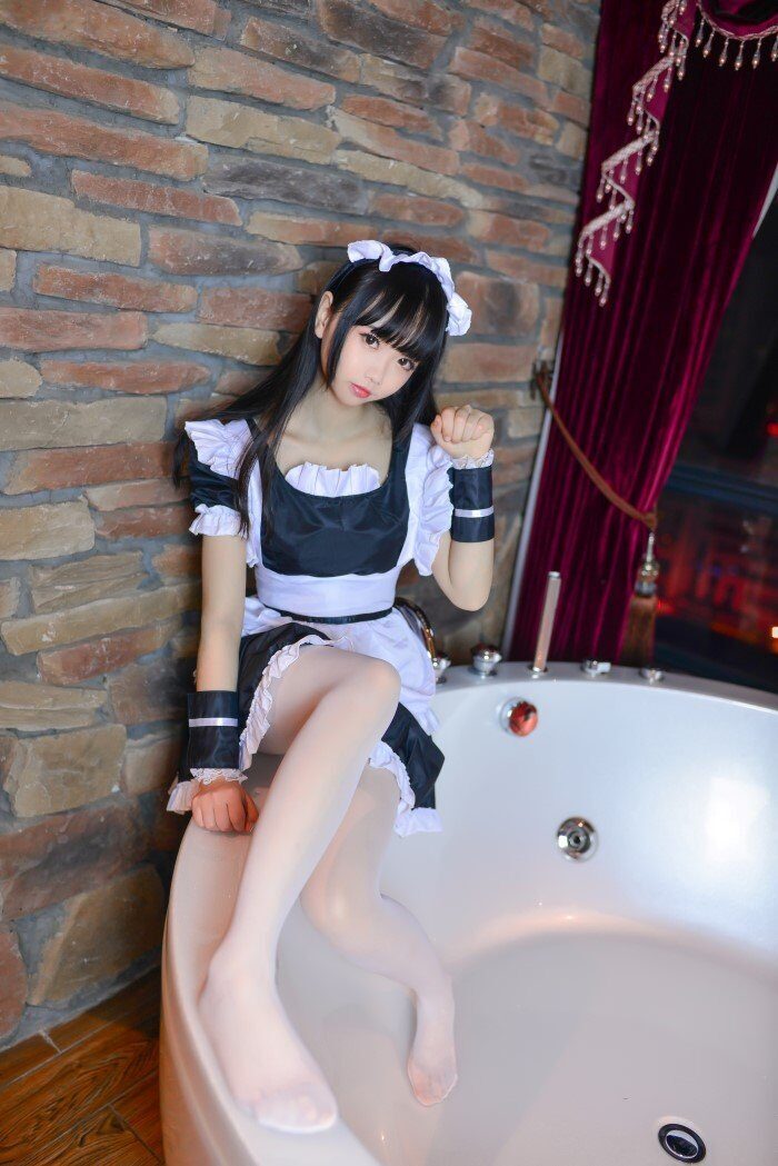 微博红人Coser@雪琪SAMA – 钕仆 [25P/237MB]