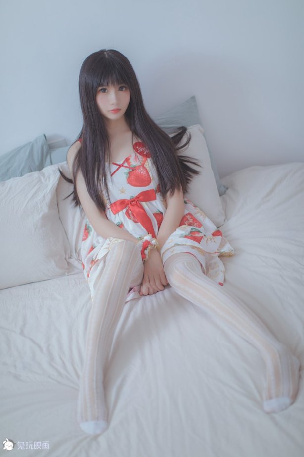 兔玩映画 B 029 草莓小裙子 [43P/390MB]