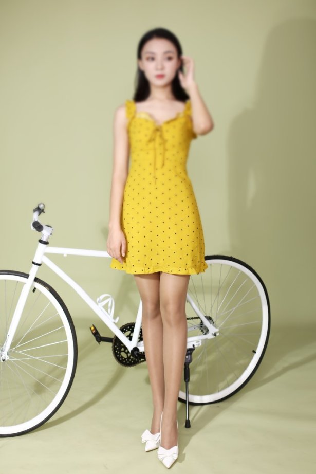 奈丝写真 NO.132：秀秀 –绿色萌萌哒 [38P/406MB]