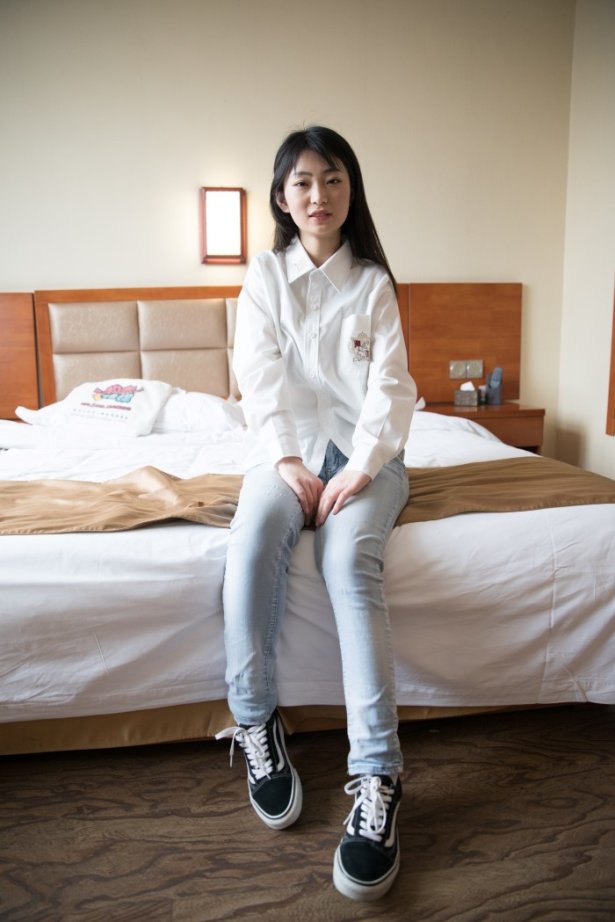 勿恋传媒 No.359 小凌-白色衬衣 [172P/1V/7.2G]