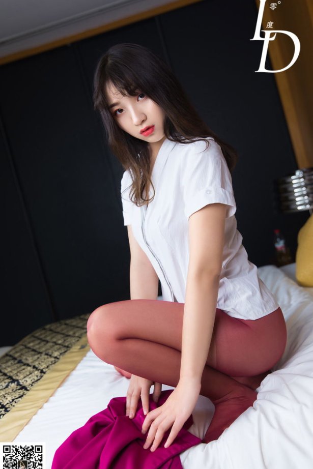 [零度摄影] VOL.37 萱萱 红丝Y惑[81P/204MB]