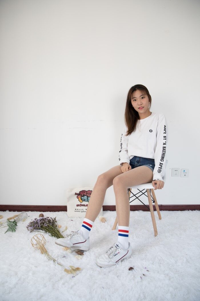 勿恋传媒 No.372：elise-岛屿与星星 [179P/1V/4.16G]