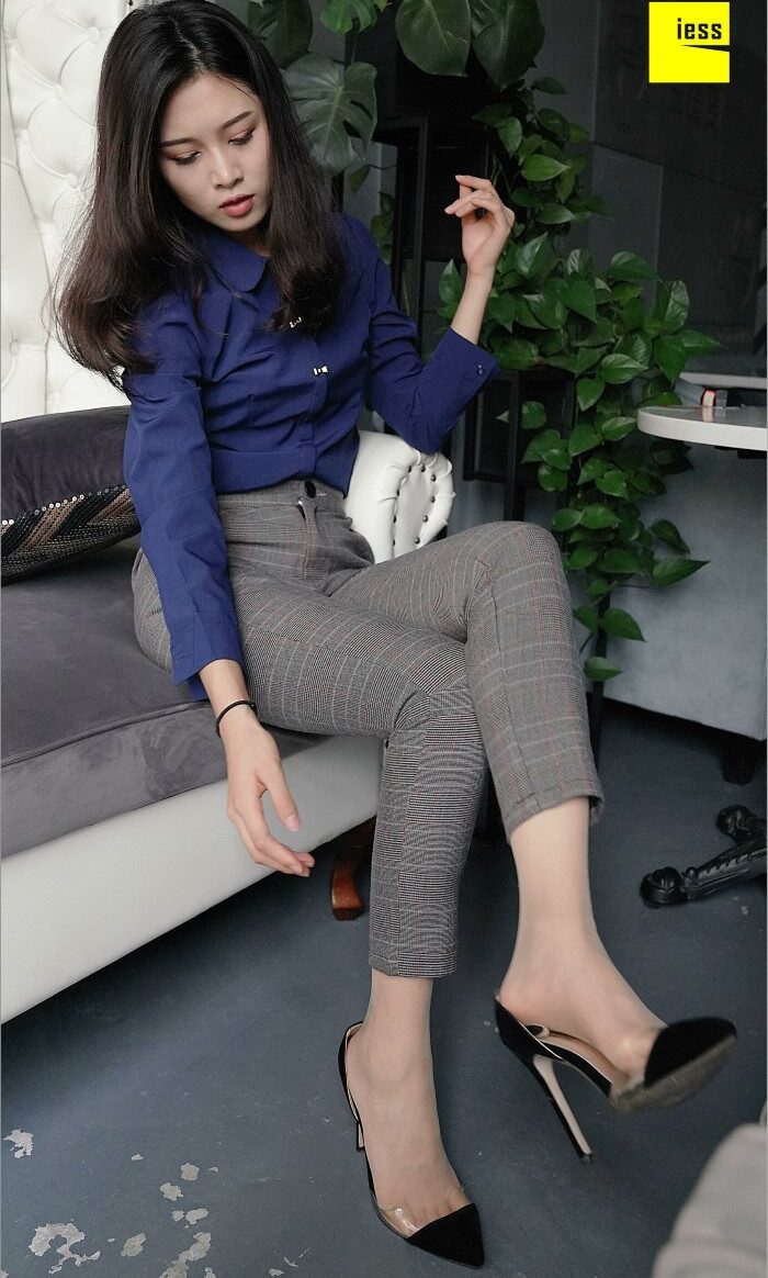 [IESS异思趣向] 2018.08.14 丝族便当261：《穿长裤的邱主管》邱主管 [97P/79.7M]