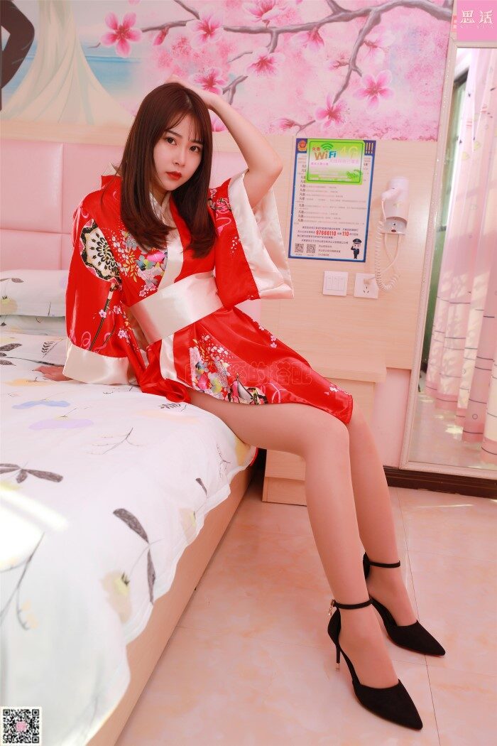 [SiHua思话] SH108 苏羽 小解解久违的柔美[97P/102MB]