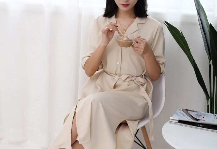 奈丝写真 NO.136：秀秀 – 肤色风衣 [35P/299MB]