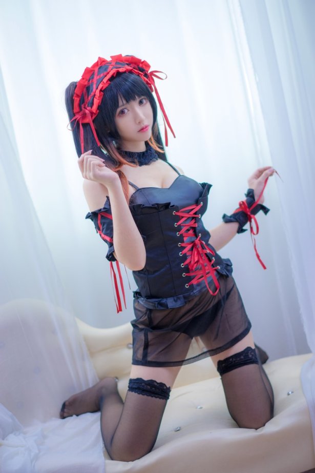 人气动漫Coser@鳗鱼霏儿 – 狂三睡衣 [13P/170MB]