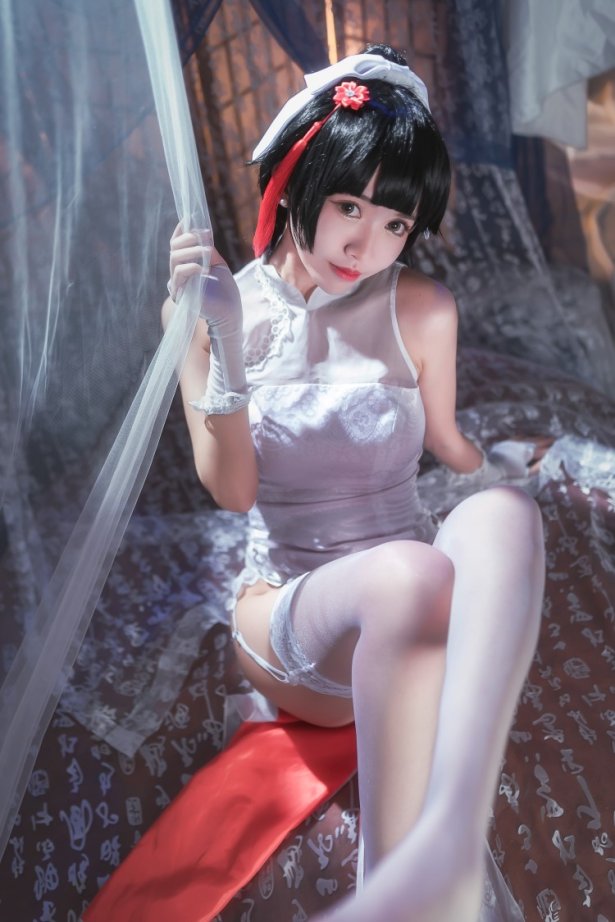 人气动漫Coser@鳗鱼霏儿 – 碧蓝华裳 高雄2 [13P/121MB]