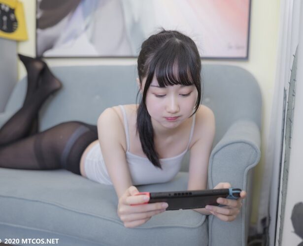 [喵糖映画]VOL.199 绵绵黑丝白T [30P/327MB]