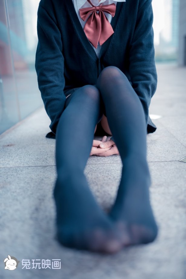 兔玩映画 B 067 公园里的黑丝 [39P/87MB]