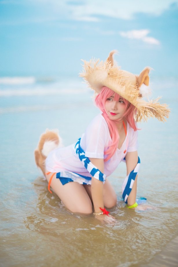 知名动漫博主@九曲Jean – 泳衣 [15P/94MB]