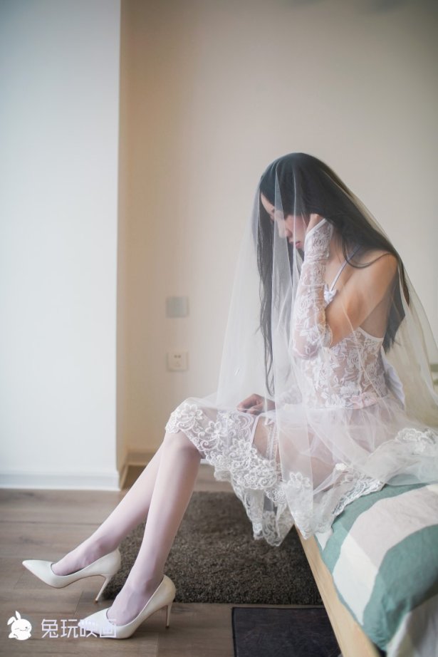 兔玩映画 B 084 婚纱白丝 [38P/282MB]