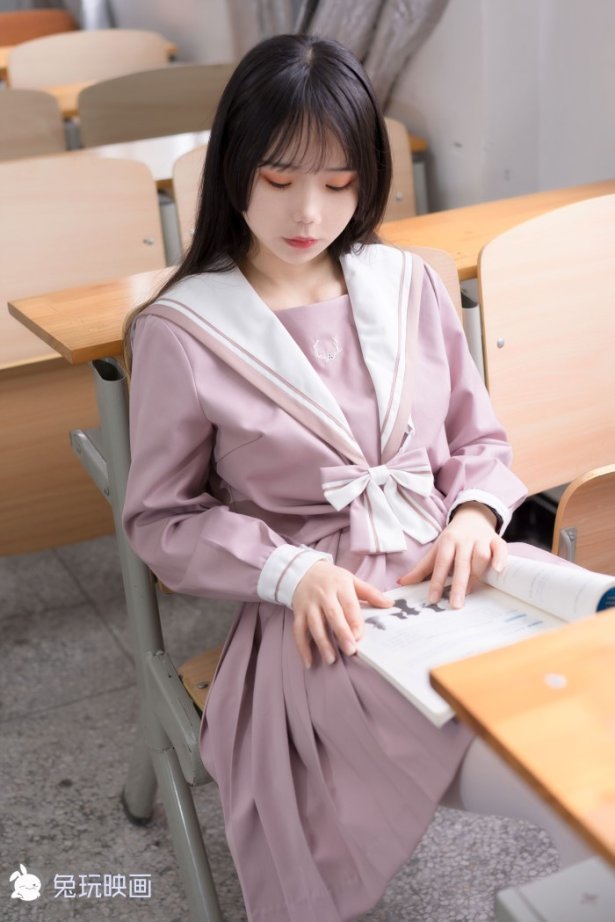 兔玩映画 C 043 粉色JK小解解 [49P/304MB]