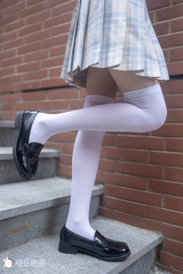 兔玩映画 B 178  至服白丝 [39P/97MB]