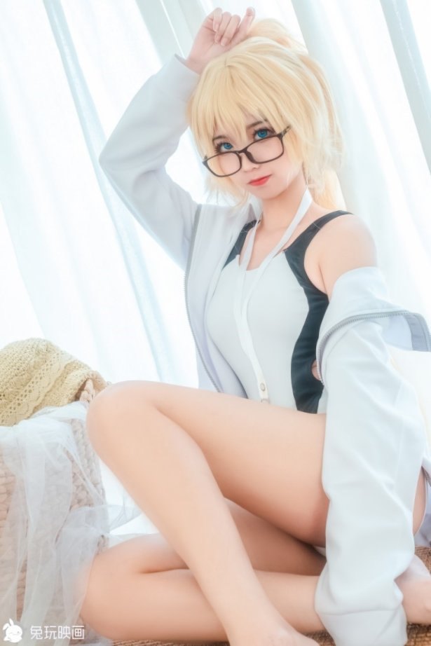 兔玩映画 夏日泳装 Vol.043  眼镜娘 [40P/504MB]