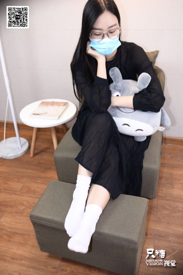 [只糖棉袜]NO.028 瑾瑾－那些和帆布鞋有关的事 [174P/449MB]