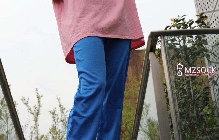 [MZSOCK]爱镁足 No.007 小珵 [201P/789MB]