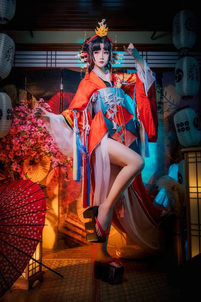 网荭Coser@yui金鱼 – 蝶步 [14P/287MB]