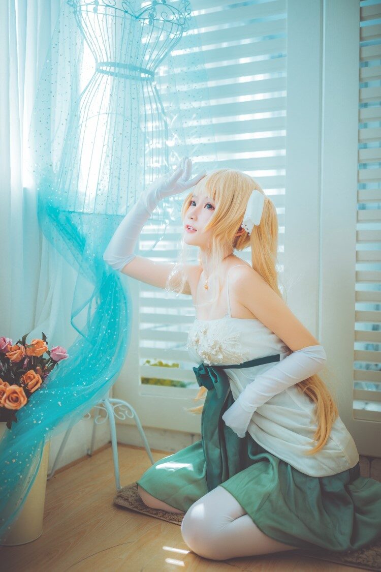 网荭Coser@yui金鱼 –  路人女主 [19P/173MB]