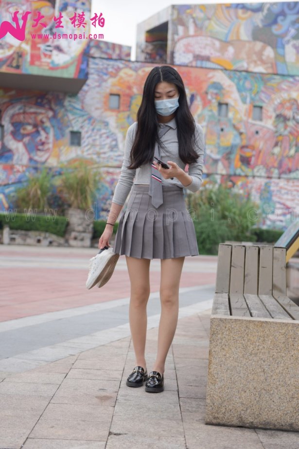 大生模拍 No.206 换上工作装的兼职XUE妹 [33P/68MB]