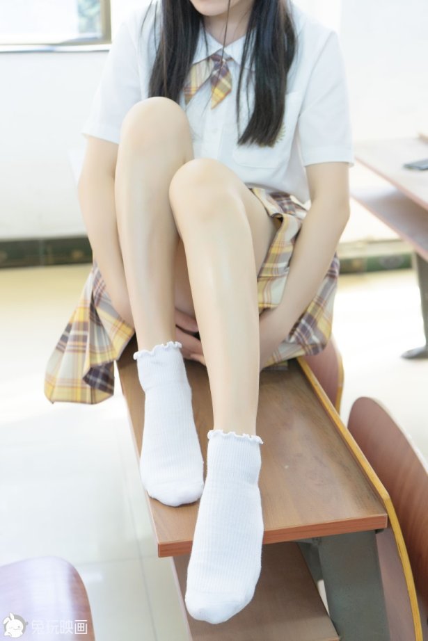 兔玩映画 C 205 至服果腿女孩 [40P/344MB]