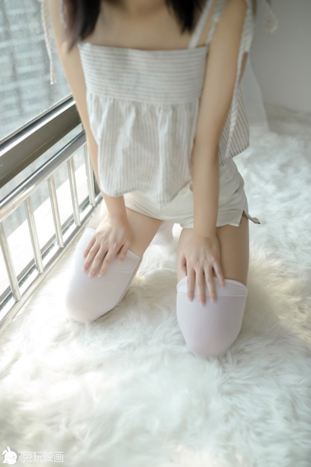 兔玩映画 C 204 阳光和白丝 [41P/432MB]