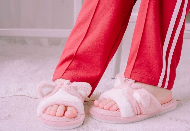 微博红人@眼酱大魔王w 裸足 [9P/5MB]