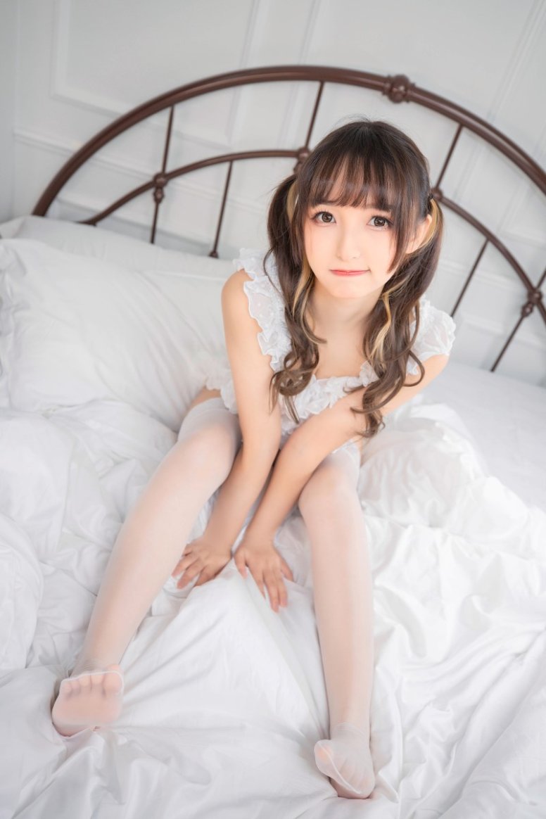 罗莉 神楽板真冬之トリック放題 – 樱桃少女 [152P/2V/772MB]