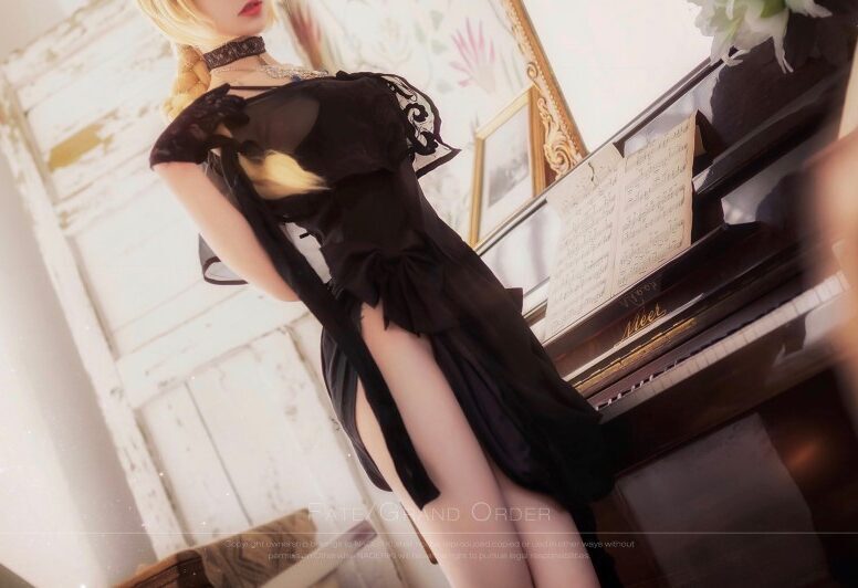 微博红人动漫Coser@南桃Momoko 贞德礼装 [6P/10MB]