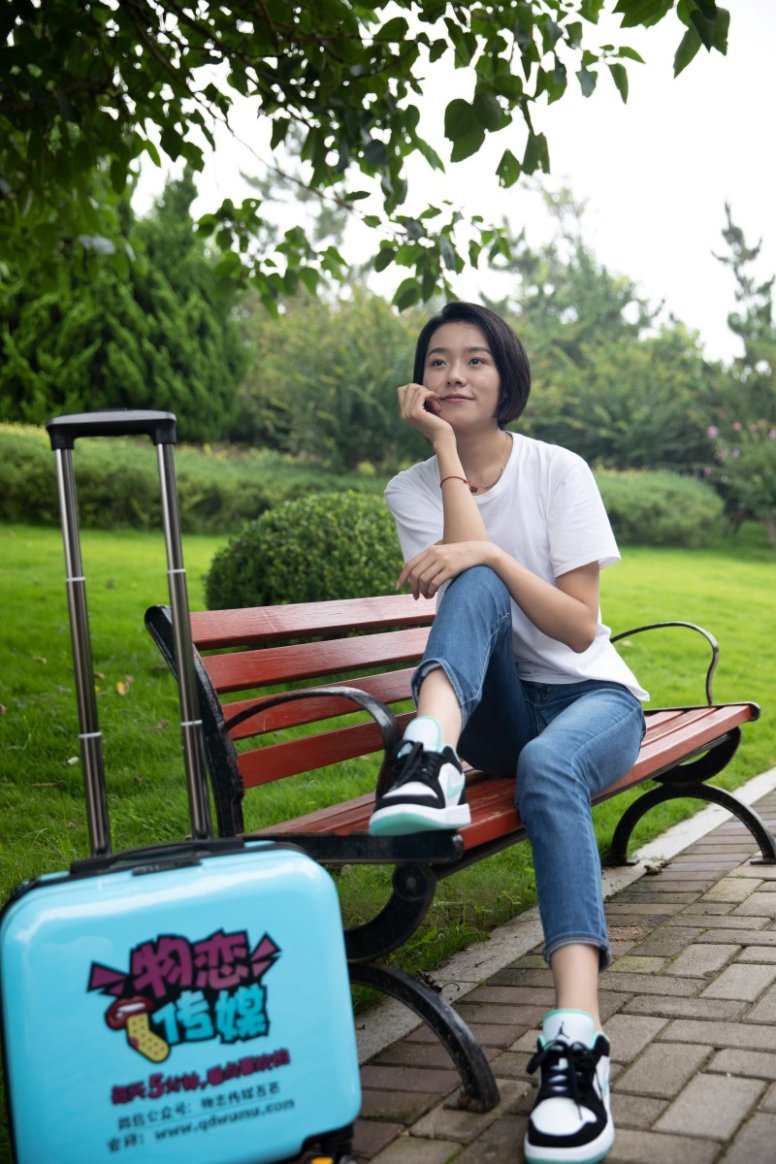 勿恋传媒 NO.496 小飞-青春一瞬 [161P/1V/4.71G]