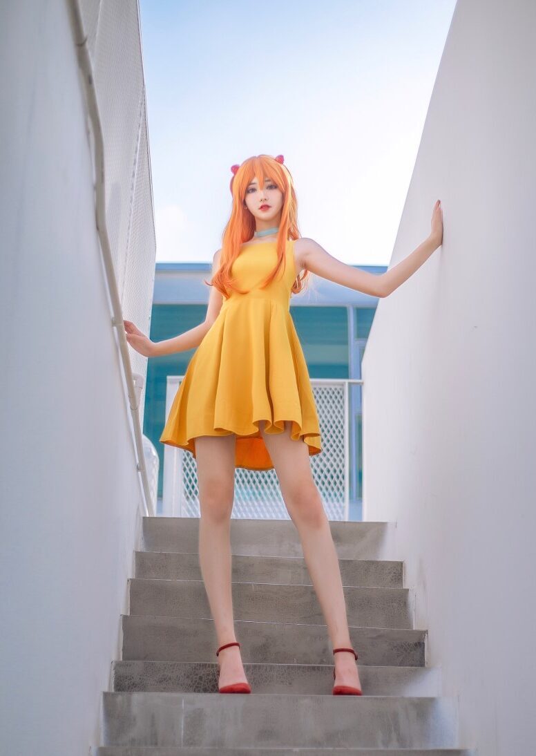 微博红人动漫Coser@南桃Momoko 明日香黄裙 [12P/112MB]