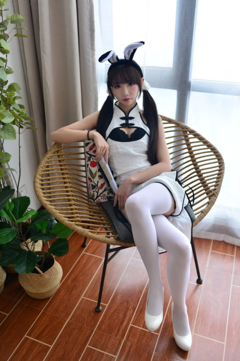 网荭Cos小解解@雪琪SAMA – 七三旗袍[24P/301MB]