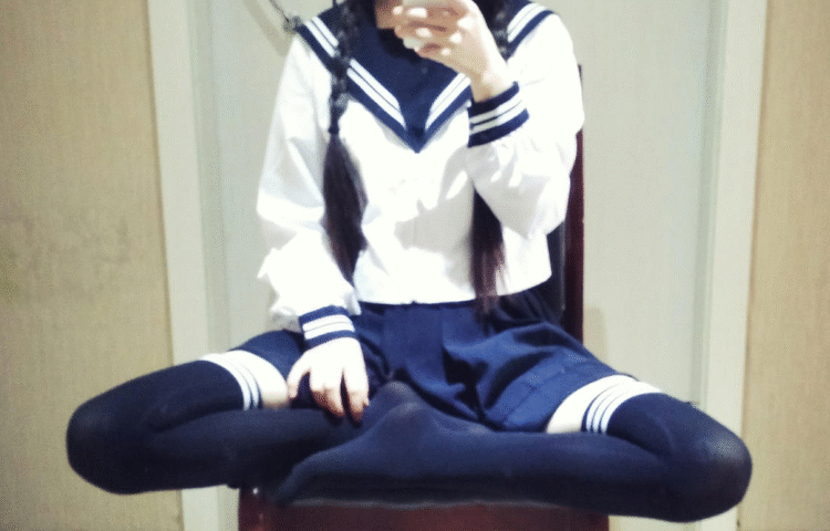 清纯小解解@西尔酱 黑丝校服 [45P/3V/53MB]