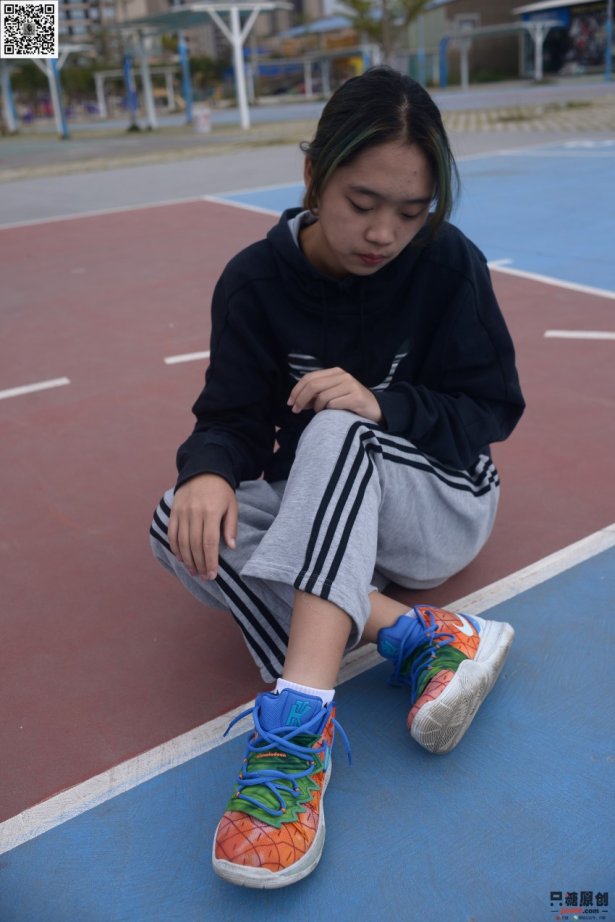 [只糖棉袜]NO.188 小昭 快乐且洒脱 [163P/1V/800MB]