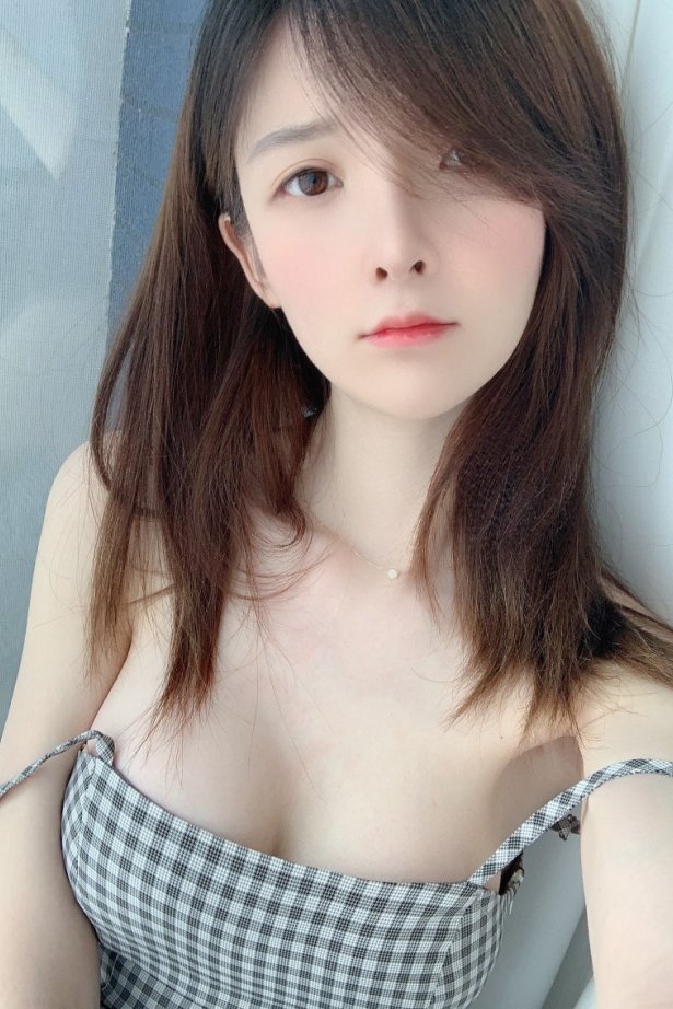 一小央泽 – 来自泽鸽的爱 [16P/2V/69MB]