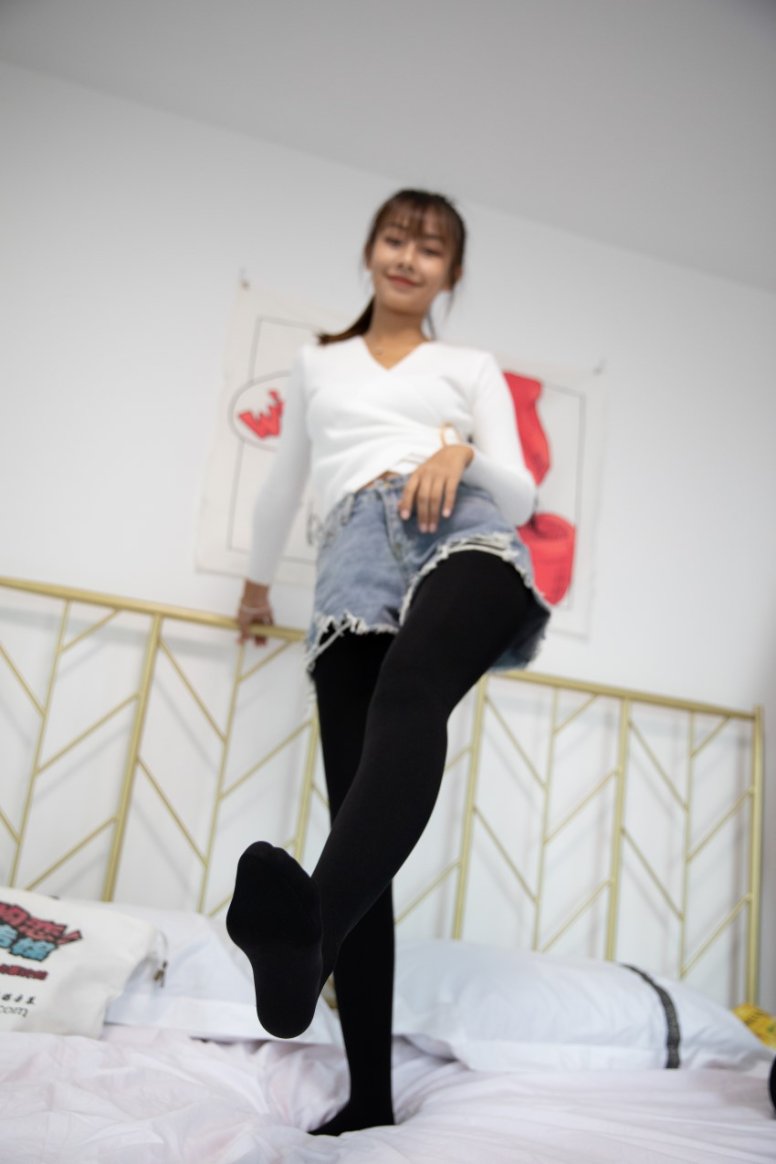 勿恋传媒 NO.605 岚岚-雪花与蒲公英[137P/1V/3.53G]