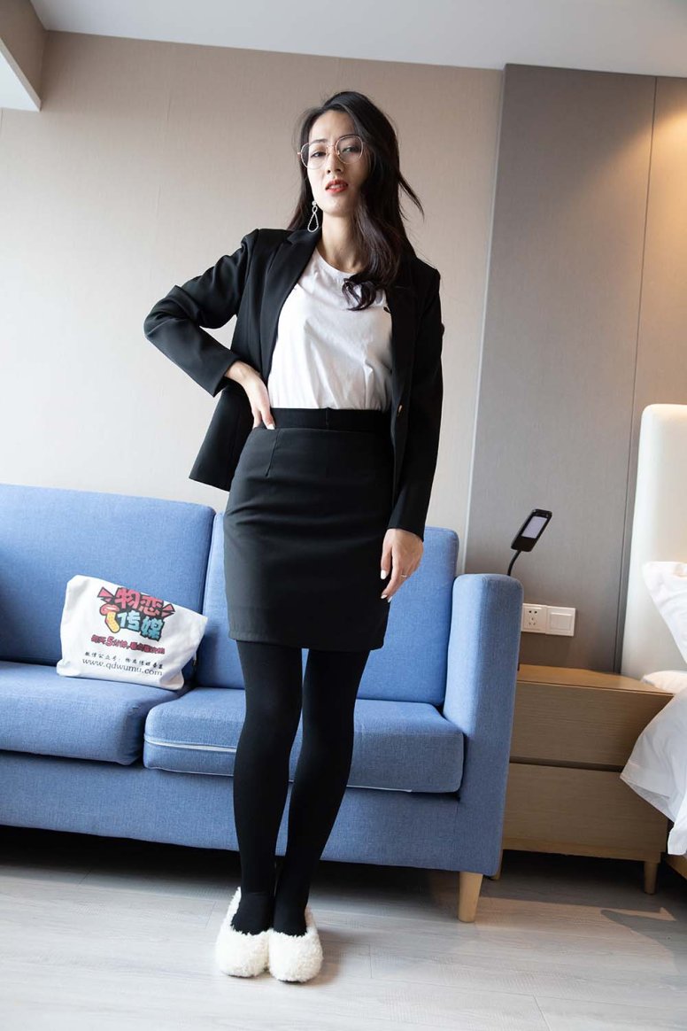 勿恋传媒 NO.577 小茶-梦醒 [169P/1V/6.76G]