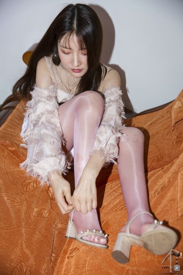 [LISS丽丝映像]NO.008 莎莎 爱丝与情人[72P/107M]