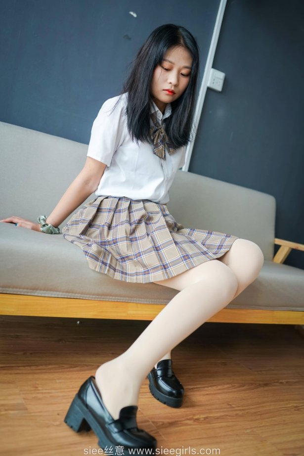 [SIEE丝意]NO.472 文文 小皮鞋学生装 厚肉丝 [65P/117MB]