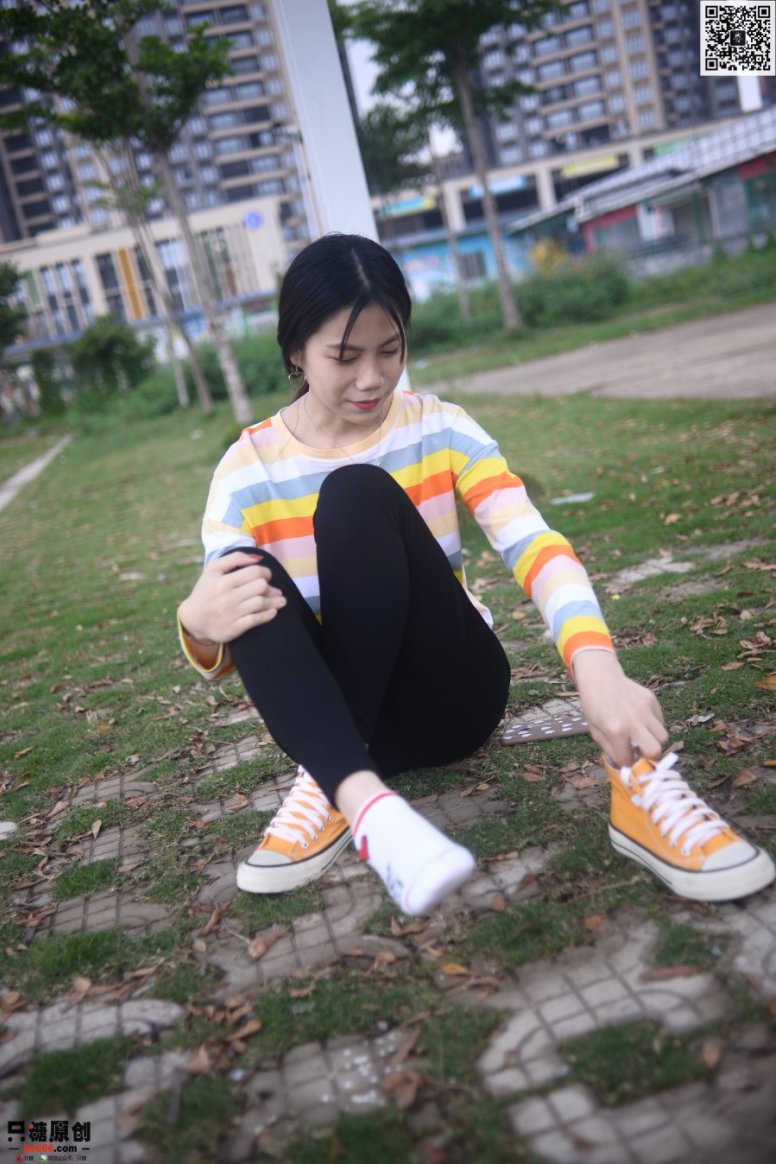 [只糖棉袜]NO.279 冰冰 将过往寄存于星空 [126P/429MB]